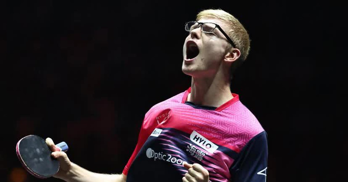 'Thần đồng vợt dọc' lại khiến bóng bàn Trung Quốc ôm hận