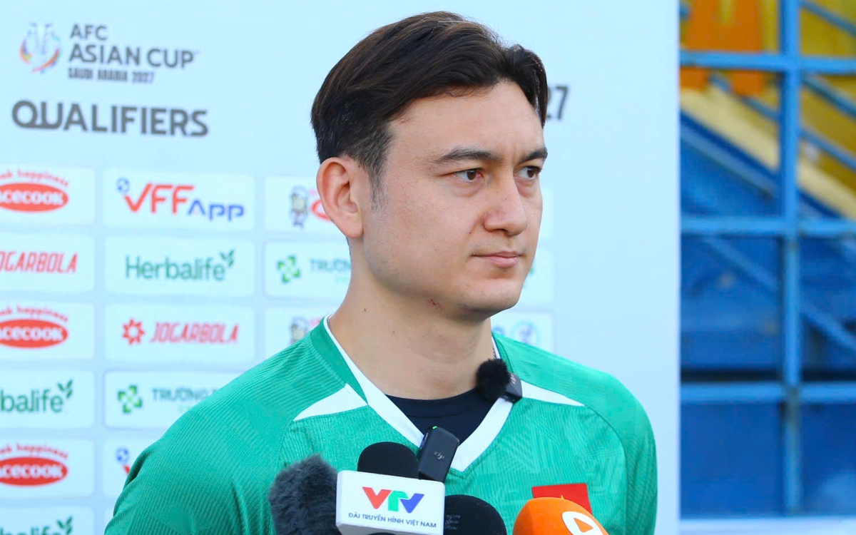Gần một năm trở lại đội tuyển Việt Nam, Văn Lâm nói gì?