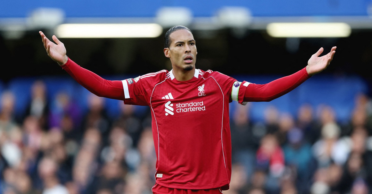 Pha 'xoay mông' của Van Dijk khiến Liverpool thua Chelsea