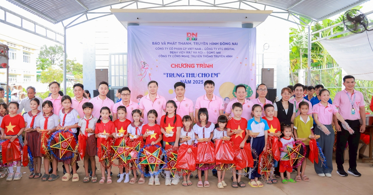 Mang ánh trăng yêu thương đến trẻ em vùng xa cùng C.P. Việt Nam