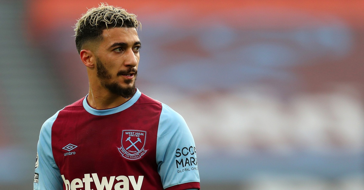 Cựu cầu thủ Ngoại hạng Anh phải hầu tòa vì chú chó