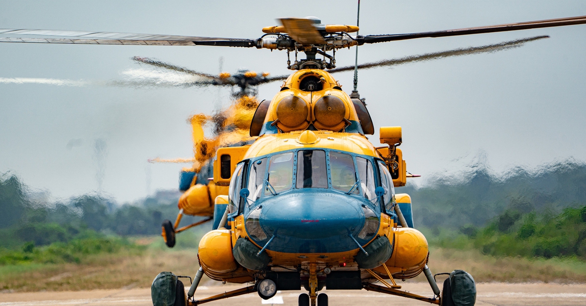 Máy bay, flycam quân đội sẵn sàng cứu trợ, tiếp cận khu vực lũ lụt, cô lập khi có lệnh