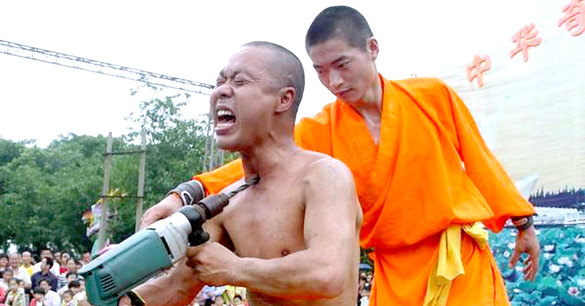 Luyện môn võ nào sẽ 'mình đồng da sắt' như Kim Dung mô tả?