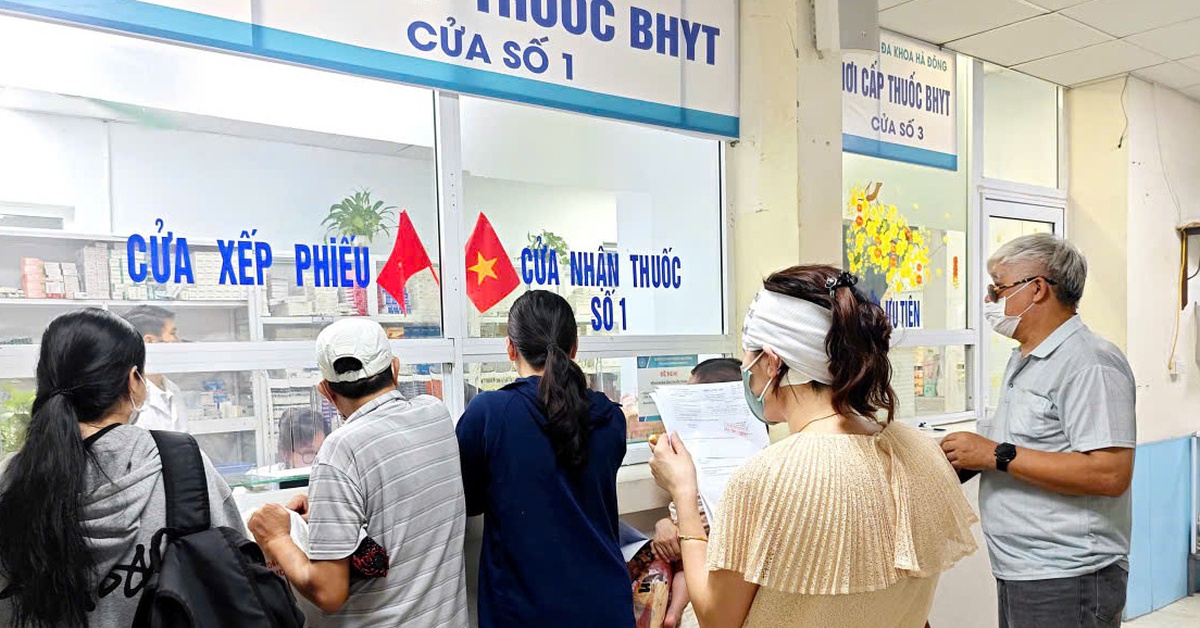 Cử tri đề nghị tăng định mức chi trả, đa dạng danh mục thuốc cho bệnh nhân có BHYT, Bộ Y tế nói gì?