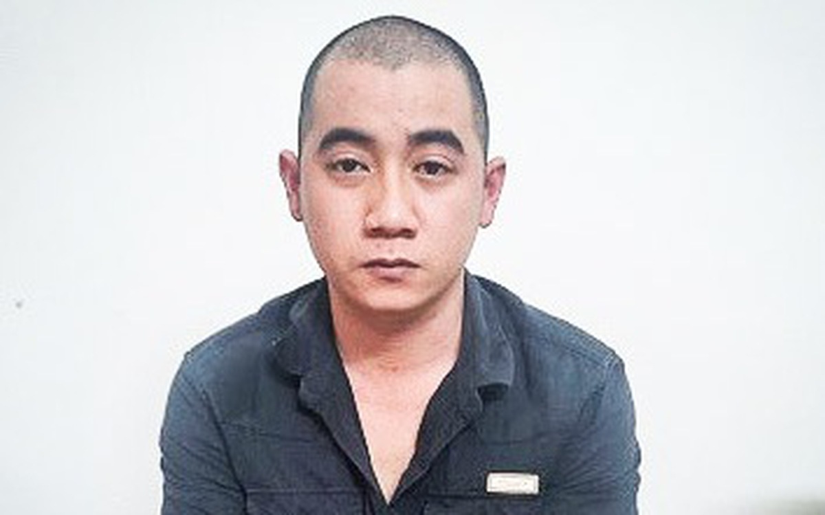 Thanh niên lao xe hơi vào quán nhậu tông chết người khai gì?