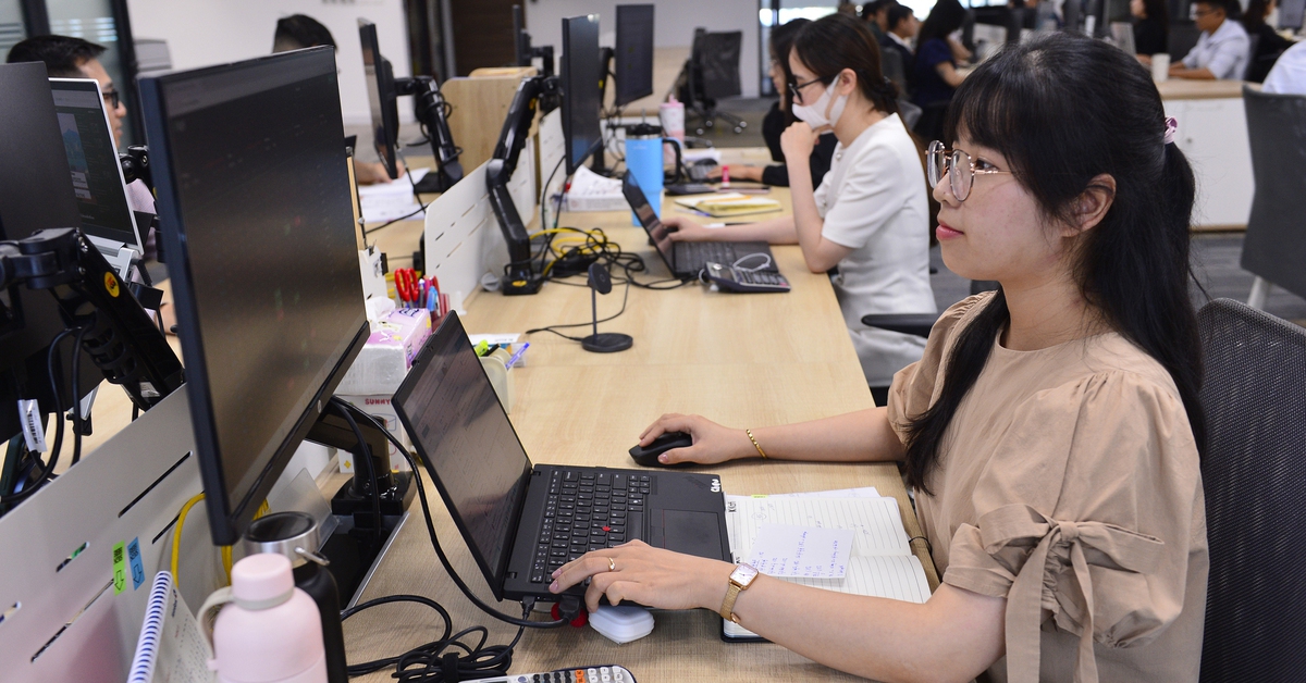 Dự báo vốn ngoại vào Việt Nam sau nâng hạng có thể lên tới chục tỉ USD?