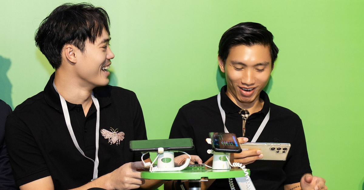 Văn Hậu, Văn Toàn dự đoán tuyển Việt Nam thắng đậm Nepal