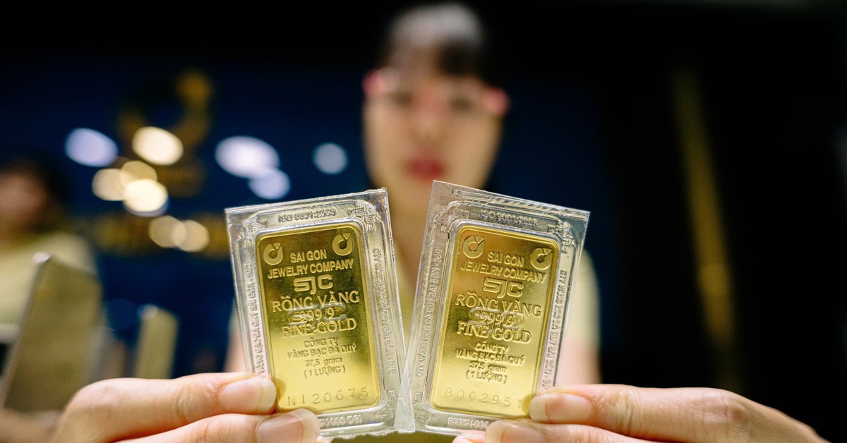 Giá vàng miếng SJC tăng 1,9 triệu đồng/lượng chỉ sau một ngày