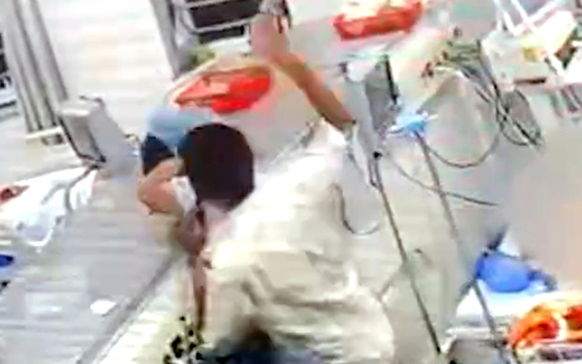 Người đàn ông tát liên tục vào đầu nữ điều dưỡng Bệnh viện Đa khoa Vũng Tàu