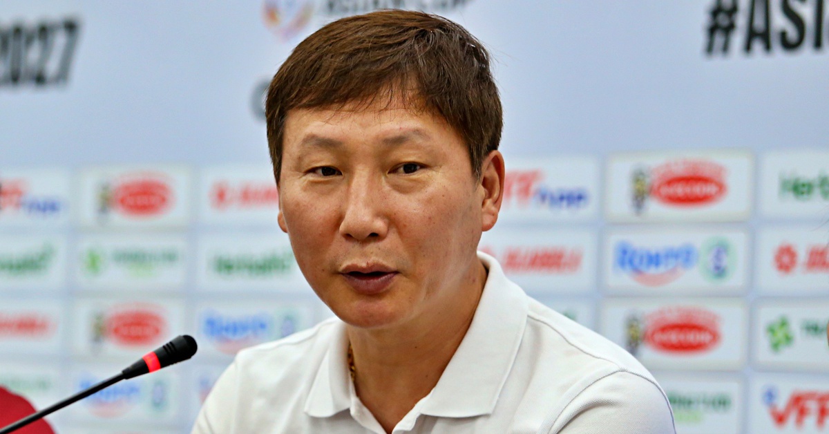 HLV Kim Sang Sik: ‘Tuyển Việt Nam sẽ hạn chế sai lầm trước Nepal’