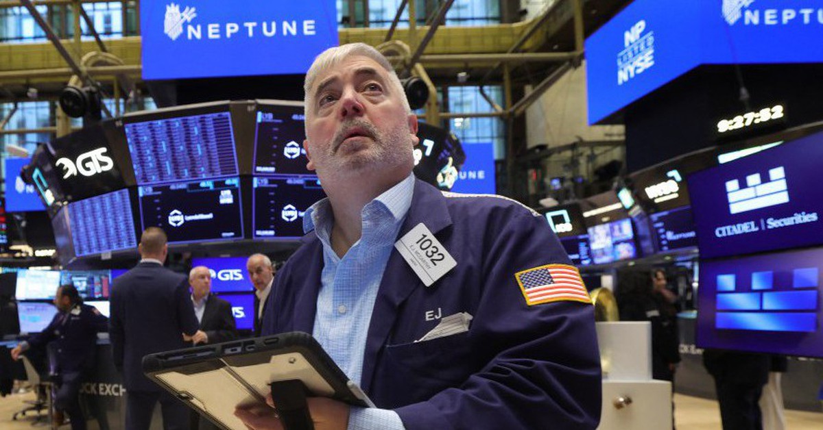 Chứng khoán Mỹ đạt kỷ lục bất chấp chính phủ đóng cửa