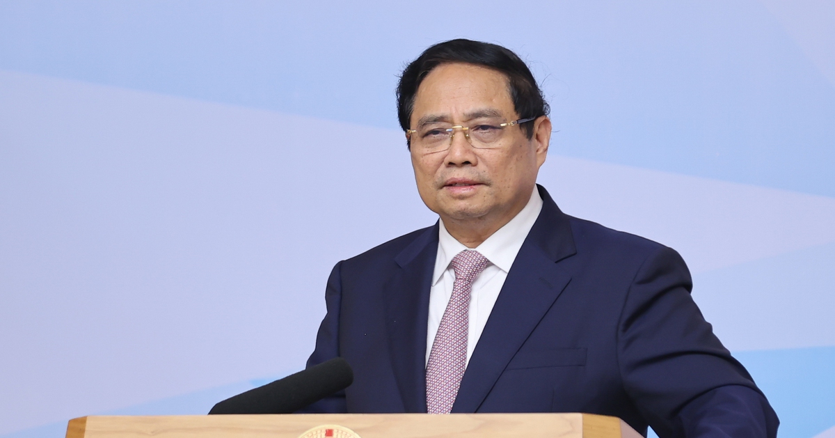 Thủ tướng: Trong tháng 11 phải đưa Trung tâm tài chính quốc tế vào hoạt động