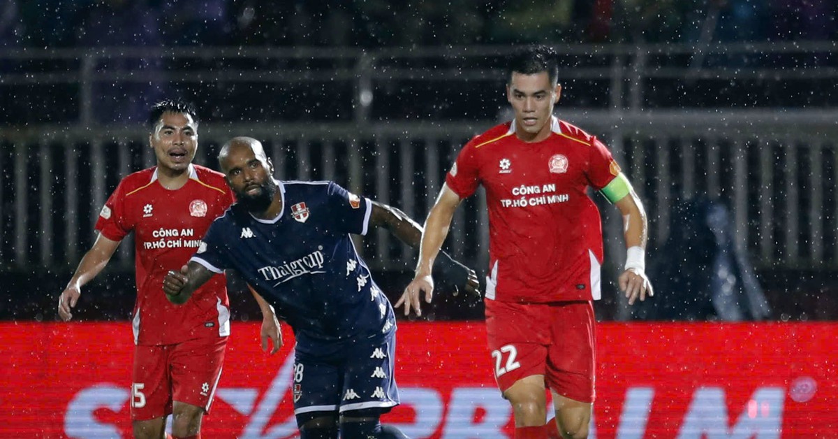 Tiến Linh bỏ lỡ cơ hội, CLB Công An TP.HCM nhận thất bại