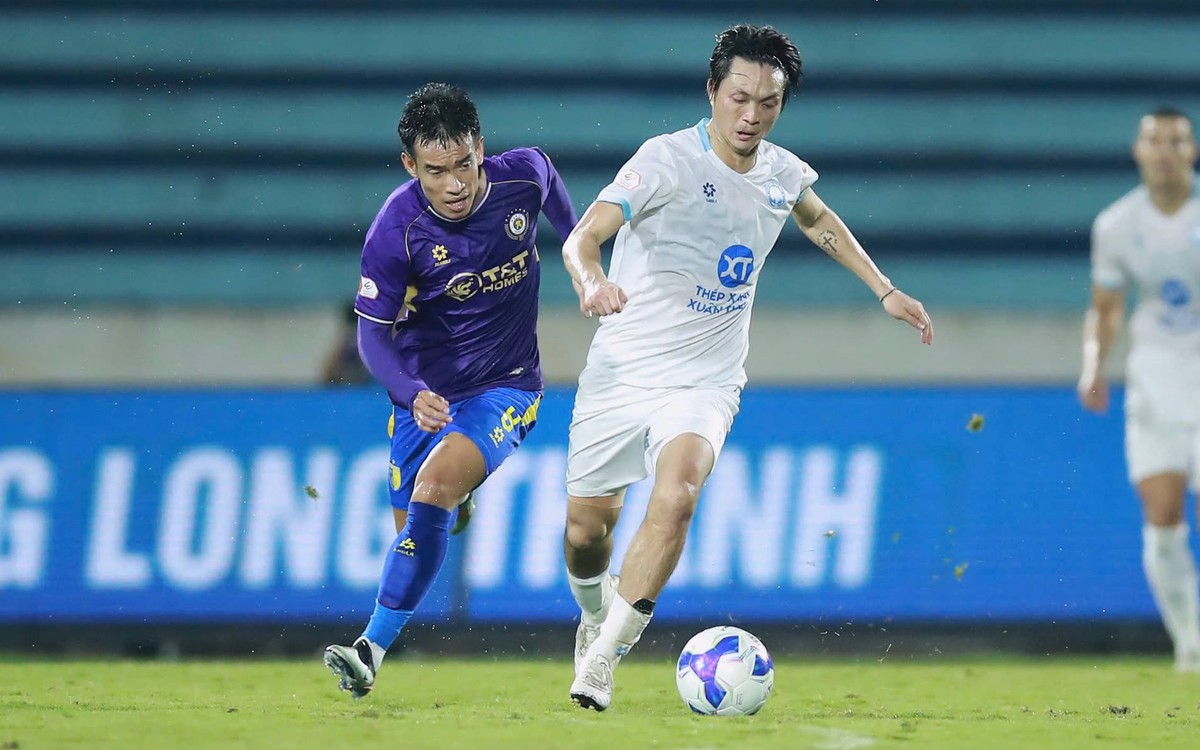 Bảng xếp hạng V-League vòng 11: CLB Nam Định xuống hạng 10