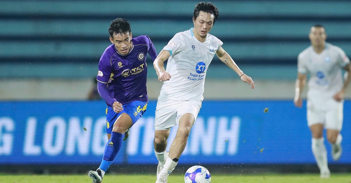 Bảng xếp hạng V-League vòng 11: CLB Nam Định xuống hạng 10