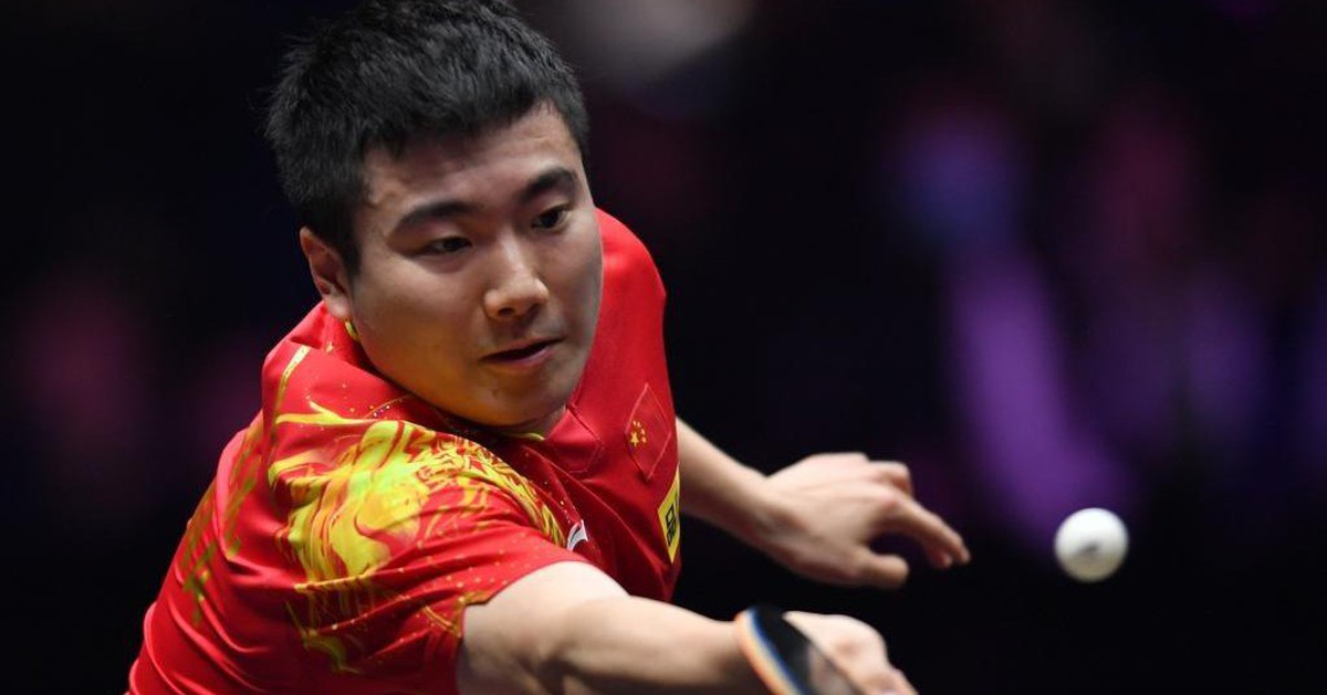 Tay vợt bóng bàn số 3 Trung Quốc thảm bại ngay tại sân nhà