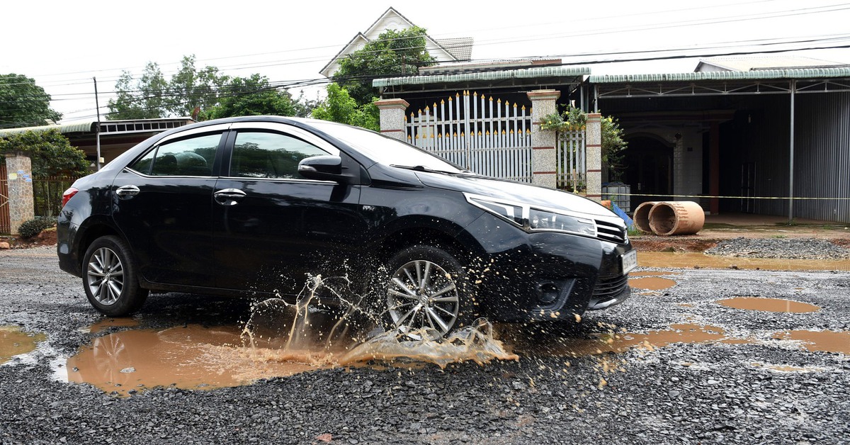 Dân than dự án nâng cấp, mở rộng ĐT 753 nối cầu Mã Đà thi công chậm, nhiều tai nạn xảy ra