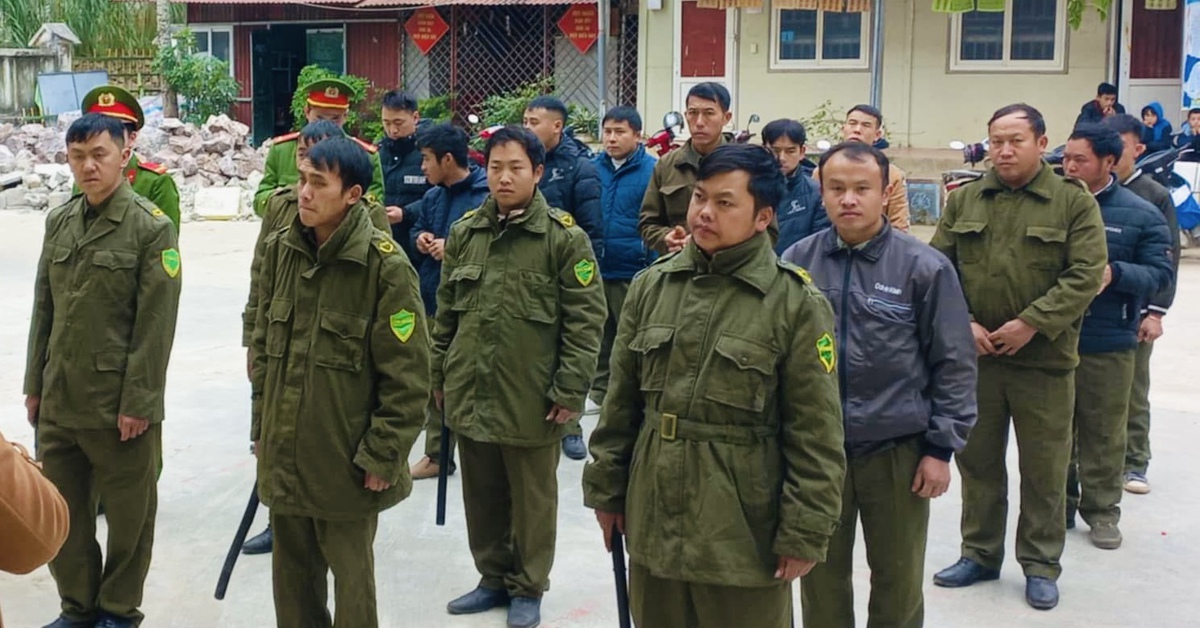 Làm giả trang phục lực lượng bảo vệ an ninh, trật tự ở cơ sở bị phạt đến 10 triệu đồng