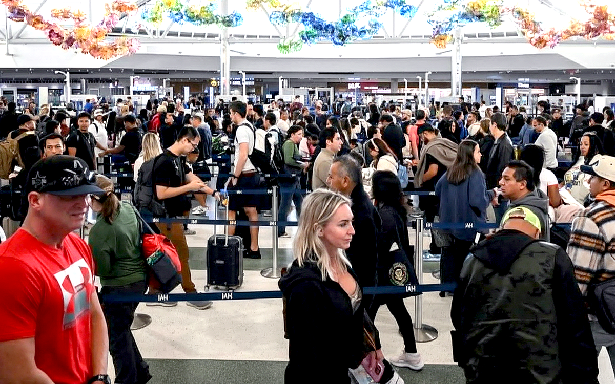 'Cú quay xe' của nhiều nghị sĩ Dân chủ