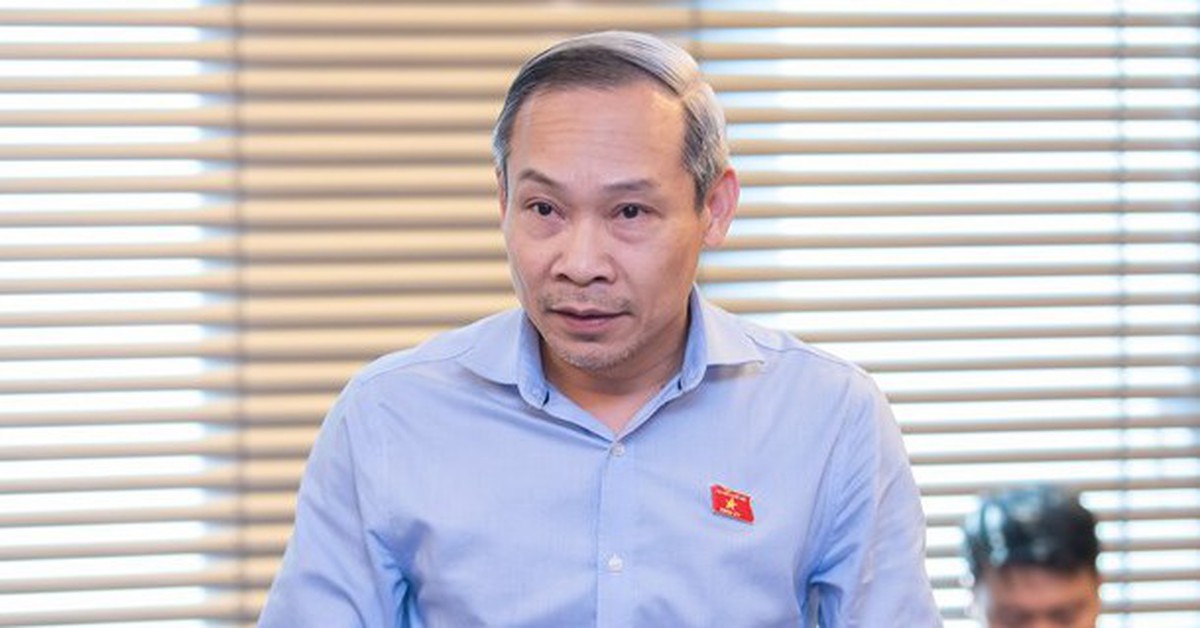 Đại biểu: 'Không nên bắt nhà đầu tư ôm hồ sơ đi từ cơ quan này đến cơ quan khác'