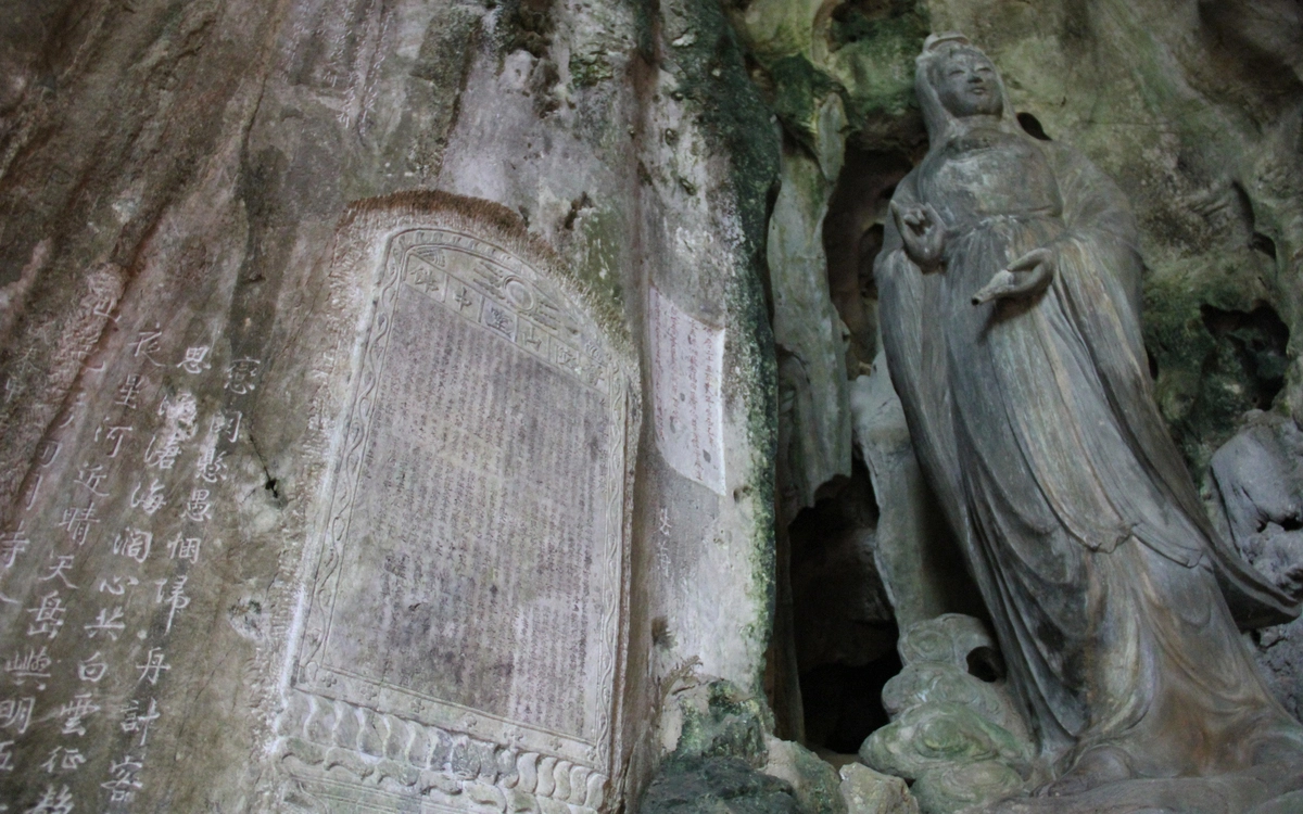 Đà Nẵng đưa di sản tư liệu thế giới 'ma nhai' Ngũ Hành Sơn vào trường học