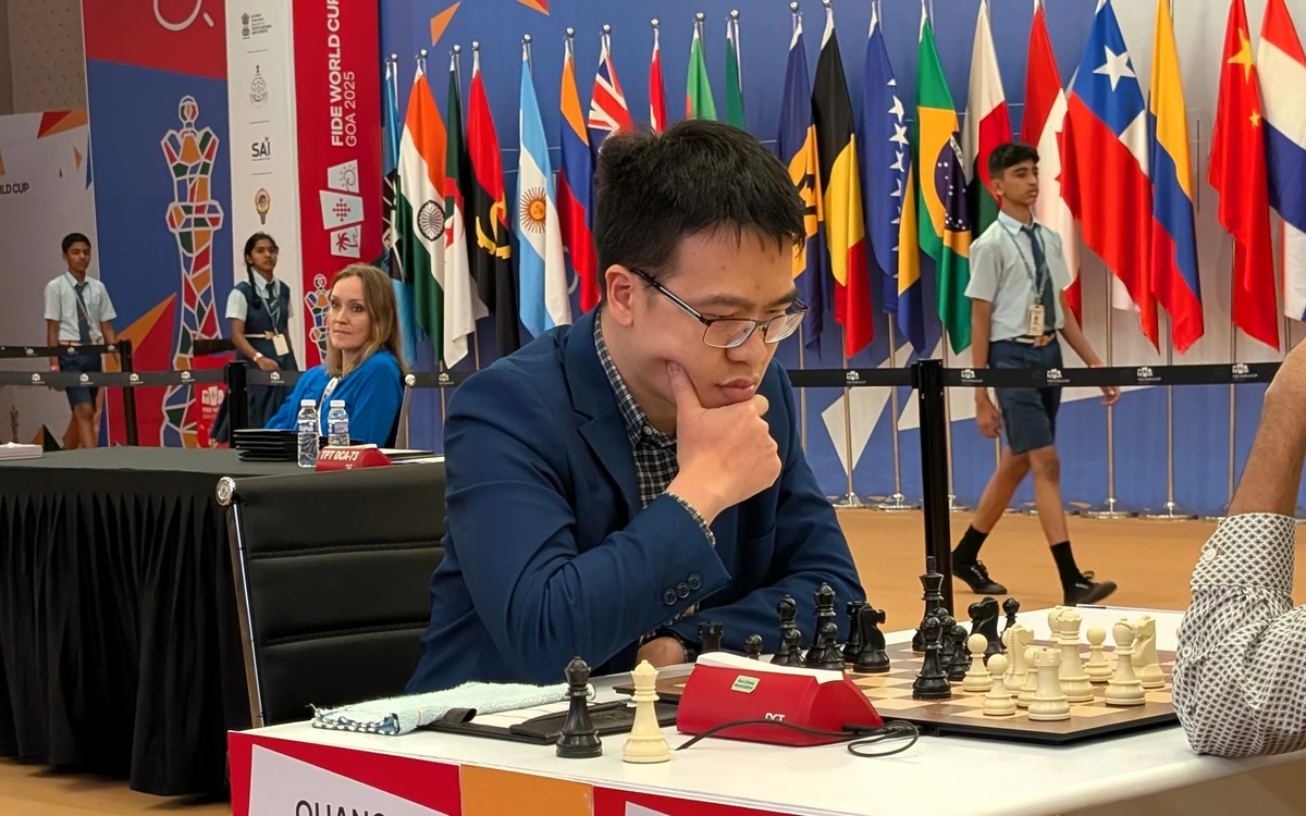 Lê Quang Liêm có trận thắng lịch sử tại World Cup cờ vua 2025