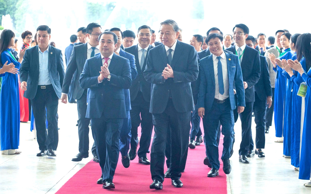 Tổng Bí thư Tô Lâm dự lễ kỷ niệm 80 năm ngành Nông nghiệp và Môi trường