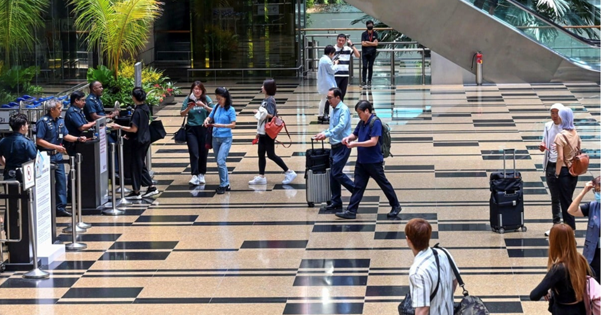 Bay từ Singapore sẽ phải trả thêm phí 'nhiên liệu xanh'