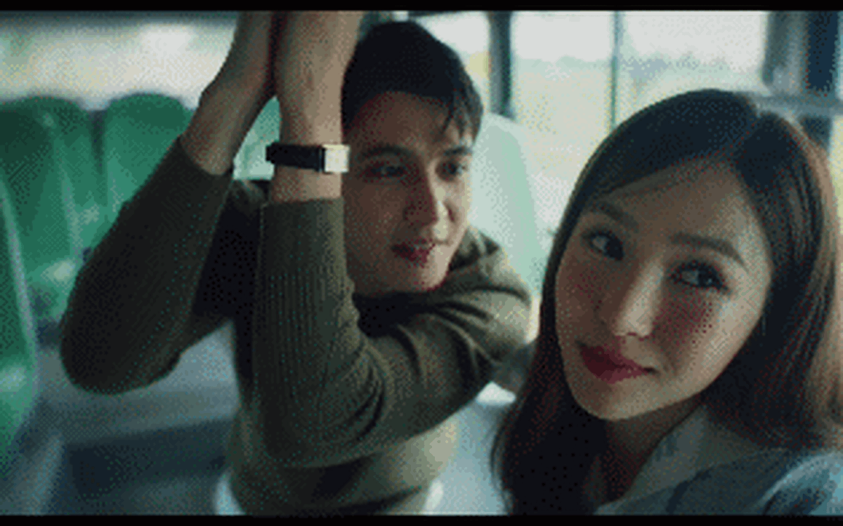 Hương Tràm ra nhạc mới, 'hát ballad là thần' nhưng lời bài hát gây tranh luận?