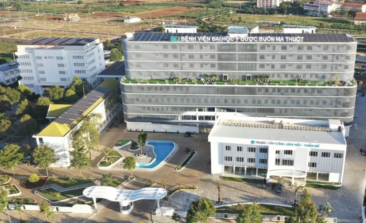 Trẻ sơ sinh bệnh nặng sau 10 giờ xuất viện, bệnh viện nói gì?