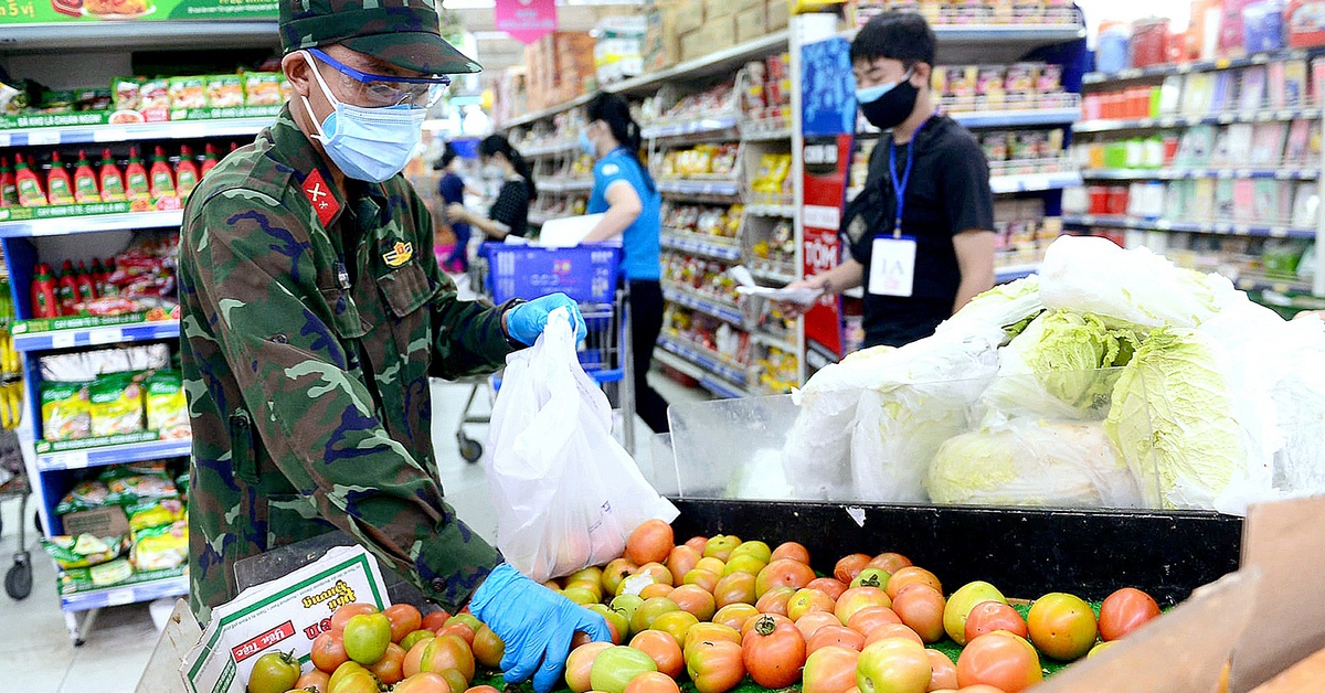 Đài tưởng niệm nạn nhân COVID-19: Dìu nhau qua thăng trầm, đau thương vẫn luôn vững lòng