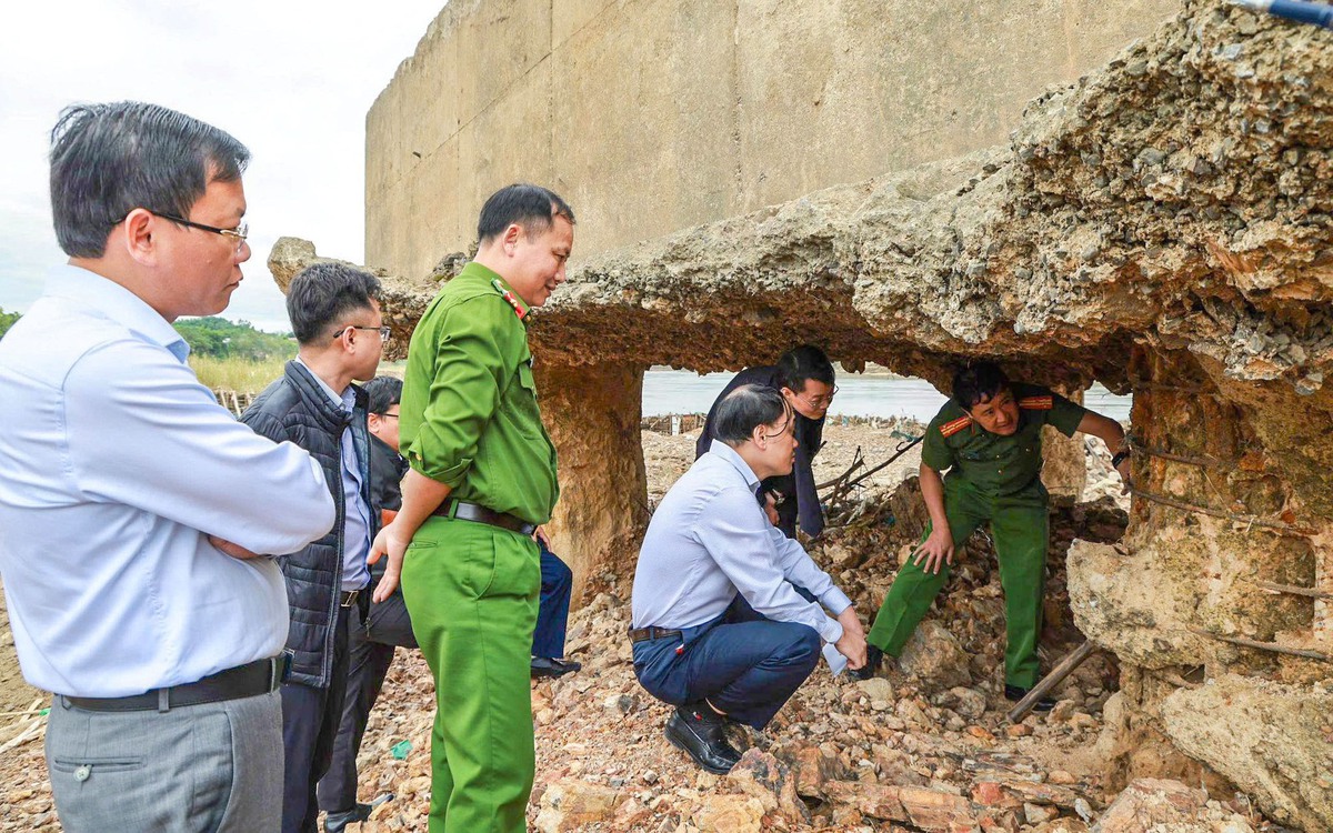 Vụ trụ cầu sông Lô trơ lõi thép: Có dấu hiệu vi phạm quy định trong hoạt động xây dựng