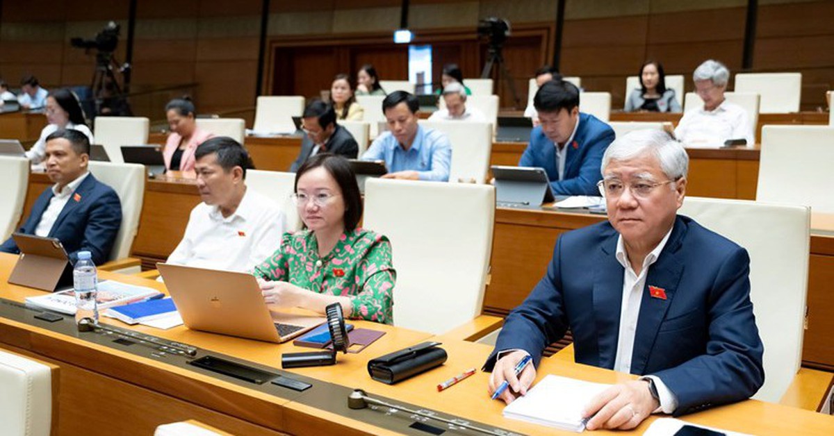 Quốc hội đồng ý chuyển nguồn để thực hiện lương cơ sở, yêu cầu tạo nguồn cải cách tiền lương