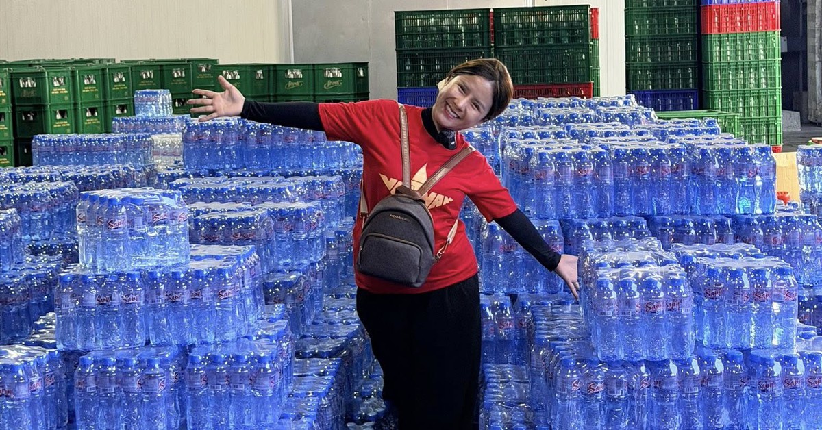 Bà Nhân Vlog bị mắng xối xả, tố dùng hình ảnh người nghèo để 'đánh bóng tên tuổi' khi làm từ thiện?