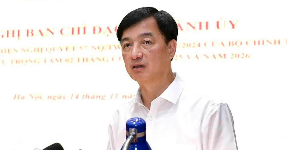 Bí thư Hà Nội: Sẽ bảo vệ cán bộ dám làm, nhưng cần trả lời rõ 'chúng ta đã thực sự dám làm chưa?'