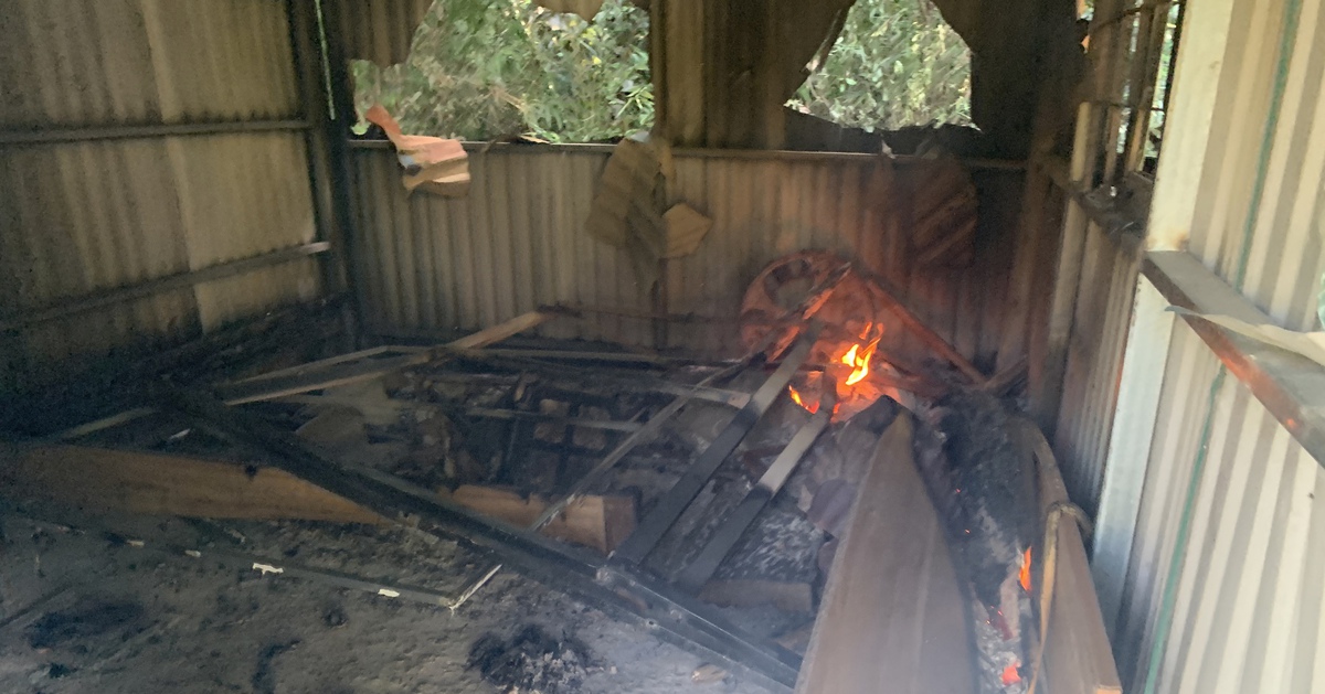 Trạm bảo vệ rừng bị đốt phá khi lực lượng cưỡng chế nhổ 10ha cà phê trồng trái phép