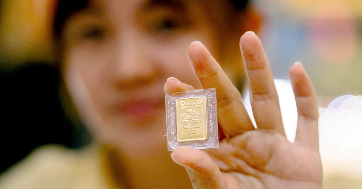 Giá vàng thế giới bất ngờ giảm mạnh