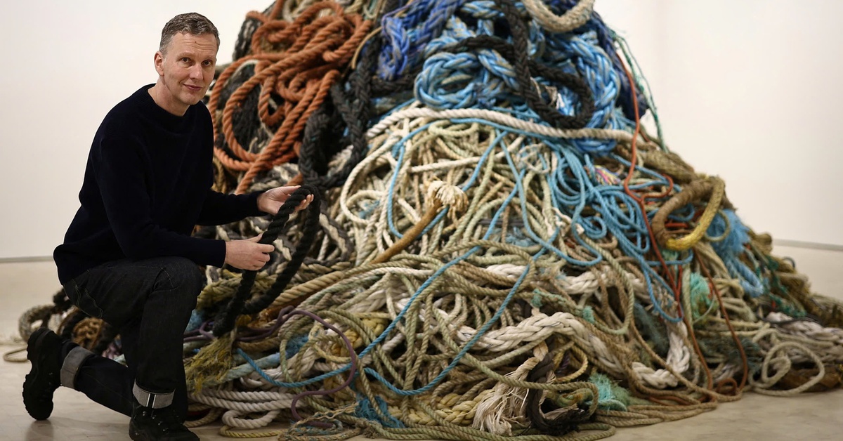 10 tấn dây thừng cũ giá 1 triệu bảng Anh