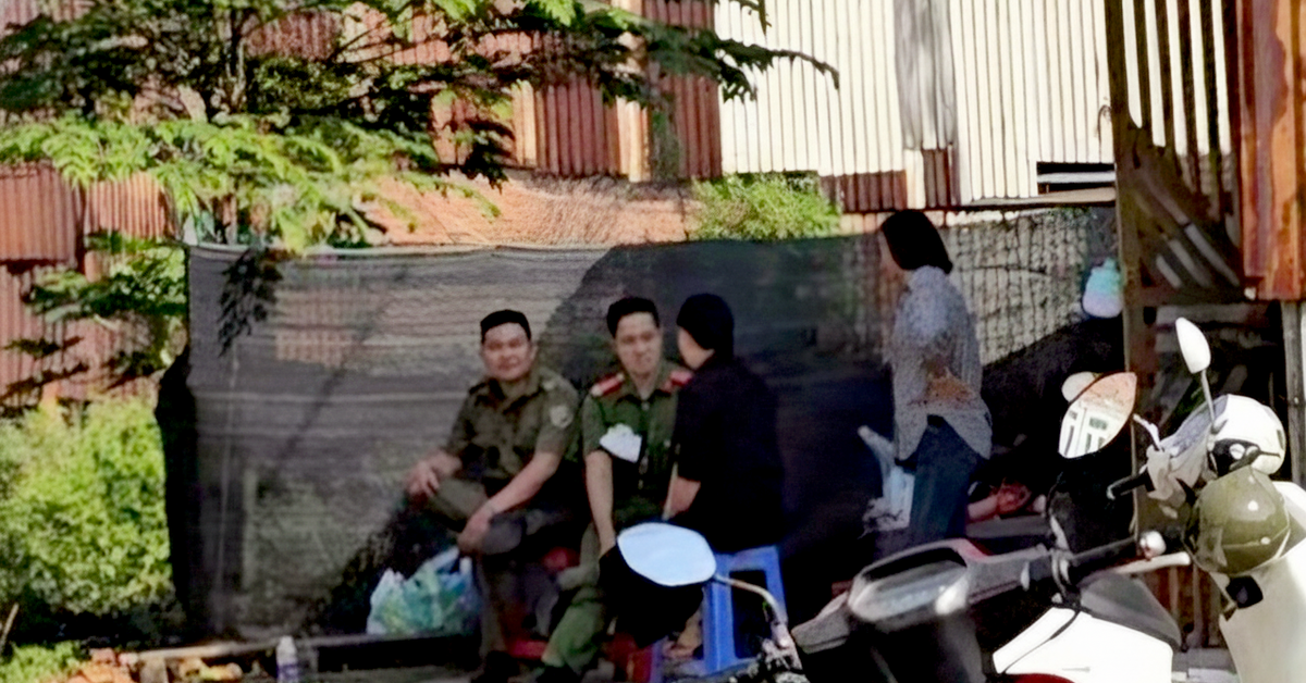 Bắt giữ kẻ sát hại hàng xóm, cướp vàng rồi lấy tấm bạt quấn thi thể giấu sau hè