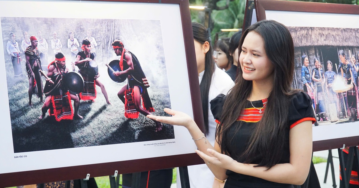 Ngắm sắc màu 54 dân tộc Việt Nam qua ảnh