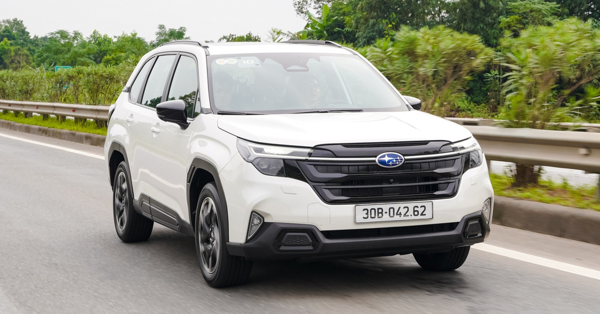 Đánh giá Subaru Forester 2025: Động cơ mạnh hơn, tăng tốc tốt hơn, song nước ga sau còn yếu