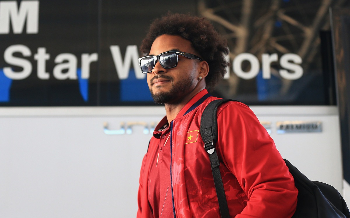 Xuân Son cùng tuyển Việt Nam lên đường sang Lào