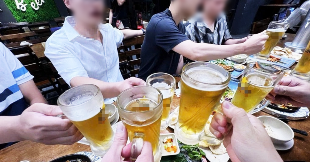 'Văn hóa nhậu' sau giờ làm đang dần biến mất