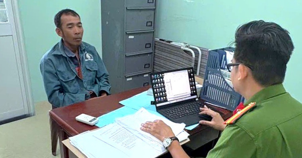 Hát karaoke quá giờ, người đàn ông bị hàng xóm chém bị thương