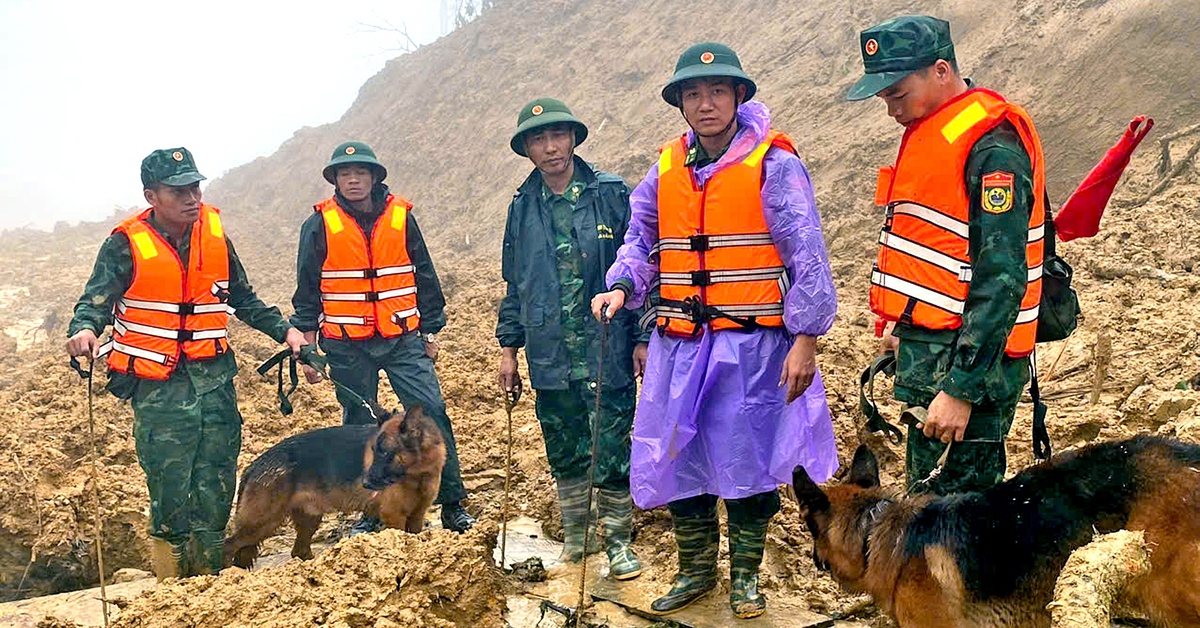 Miền Trung mưa lớn đến 18-11, Thủ tướng yêu cầu rà soát, sơ tán dân ở nơi có nguy cơ sạt lở
