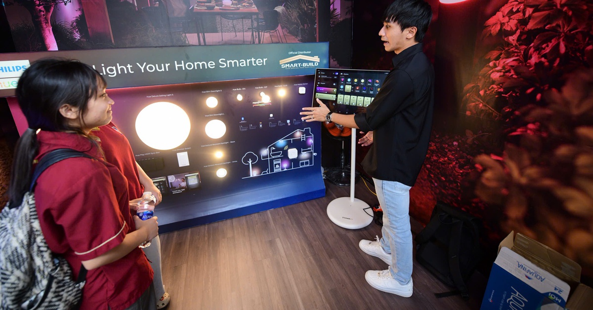 Tìm hiểu công nghệ chiếu sáng thông minh, tiết kiệm tại ngày hội Việt Nam Xanh