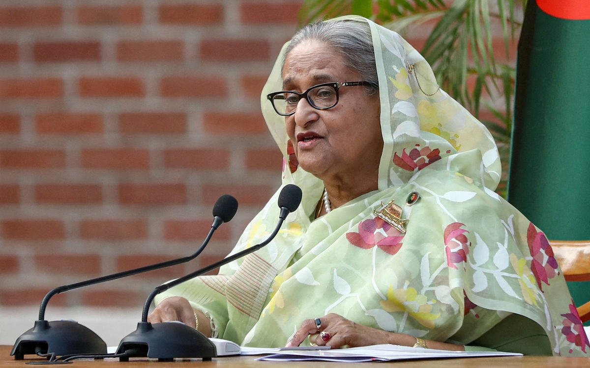 Tuyên án tử hình vắng mặt cựu Thủ tướng Bangladesh Sheikh Hasina
