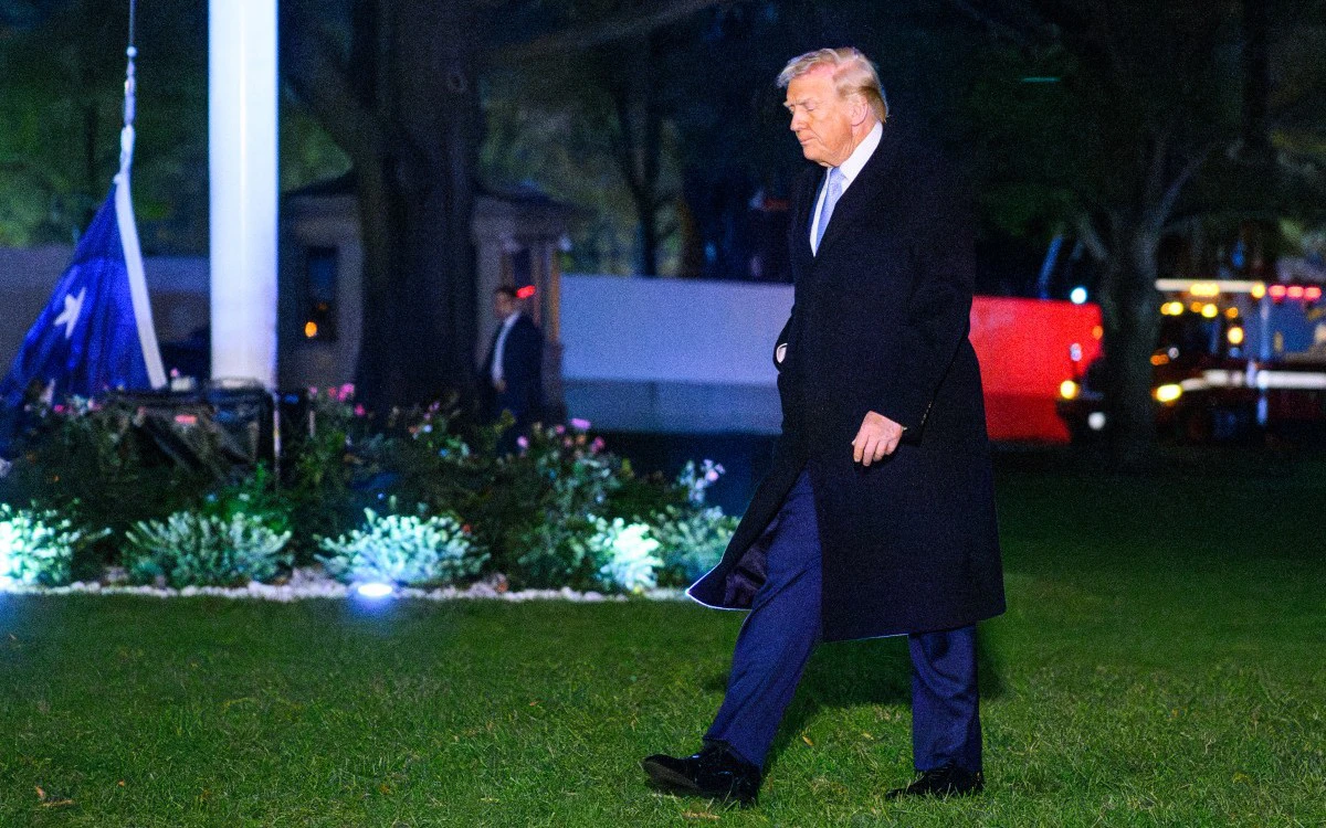 Ông Trump 'quay xe', kêu gọi Hạ viện bỏ phiếu công bố hồ sơ Epstein