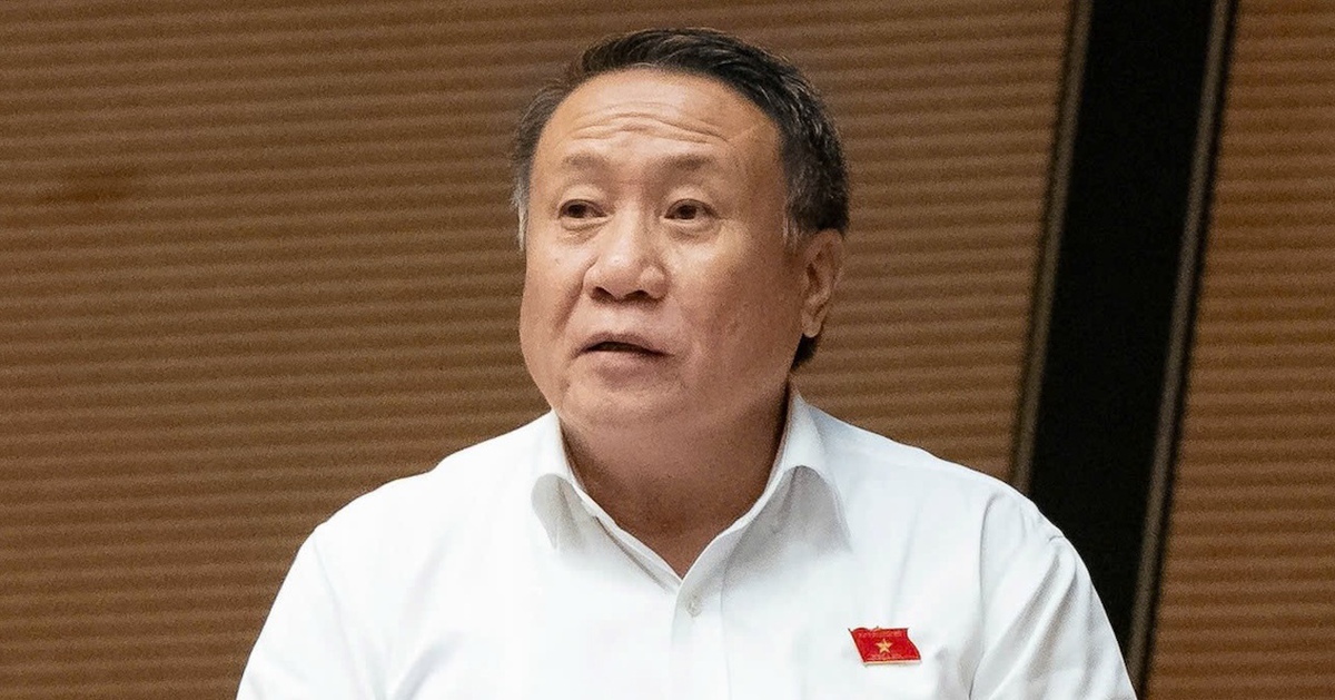 Đại biểu đề xuất không yêu cầu xe taxi, xe ô tô công nghệ trang bị ghế ngồi cho trẻ em