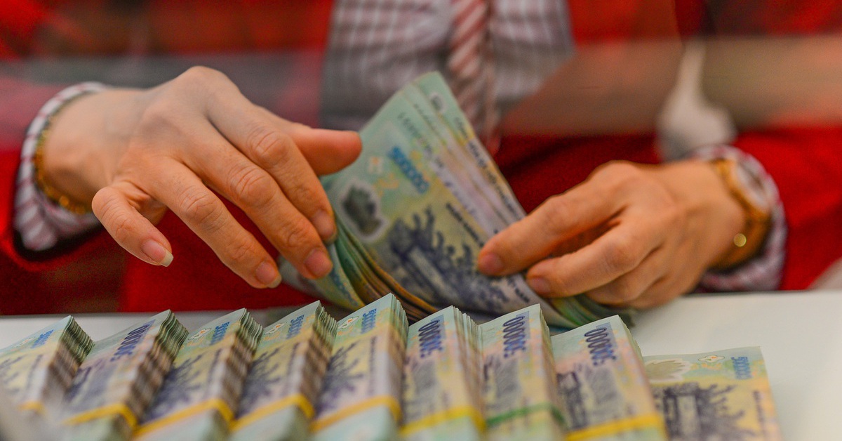 Lợi nhuận nhiều doanh nghiệp niêm yết tăng nhưng lợi nhuận lõi toàn thị trường vẫn giảm